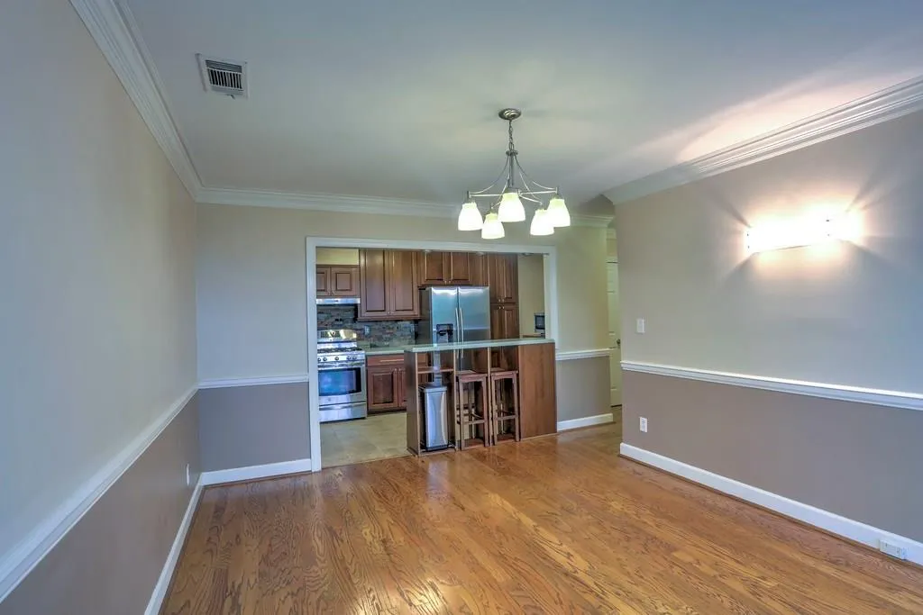 7500 Roswell Road Unit 43, Sandy Springs, Georgia 30350, 3 Bedrooms Bedrooms, ,2 BathroomsBathrooms,Residential,Sold,7500 Roswell Road Unit 43,6048799