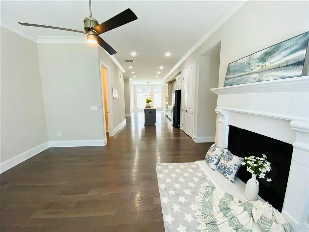 6540 Aria Village Drive, Atlanta, Georgia 30328, 3 Bedrooms Bedrooms, ,3 BathroomsBathrooms,Residential,For Sale,6540 Aria Village Drive,7618830