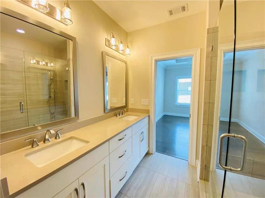 6540 Aria Village Drive, Atlanta, Georgia 30328, 3 Bedrooms Bedrooms, ,3 BathroomsBathrooms,Residential,For Sale,6540 Aria Village Drive,7618830