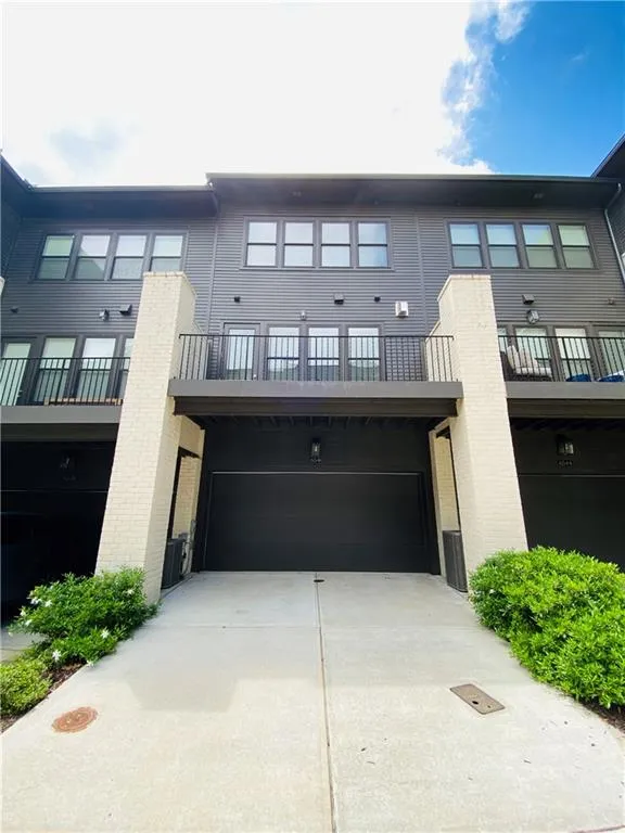 6540 Aria Village Drive, Atlanta, Georgia 30328, 3 Bedrooms Bedrooms, ,3 BathroomsBathrooms,Residential,For Sale,6540 Aria Village Drive,7618830