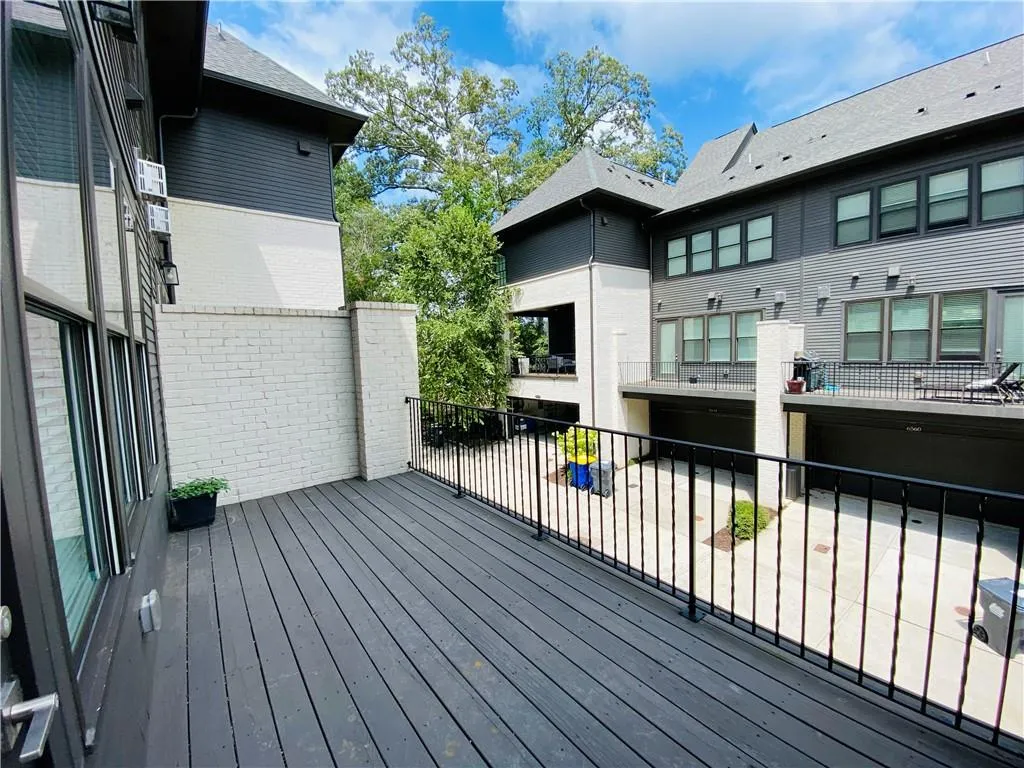 6540 Aria Village Drive, Atlanta, Georgia 30328, 3 Bedrooms Bedrooms, ,3 BathroomsBathrooms,Residential,For Sale,6540 Aria Village Drive,7618830