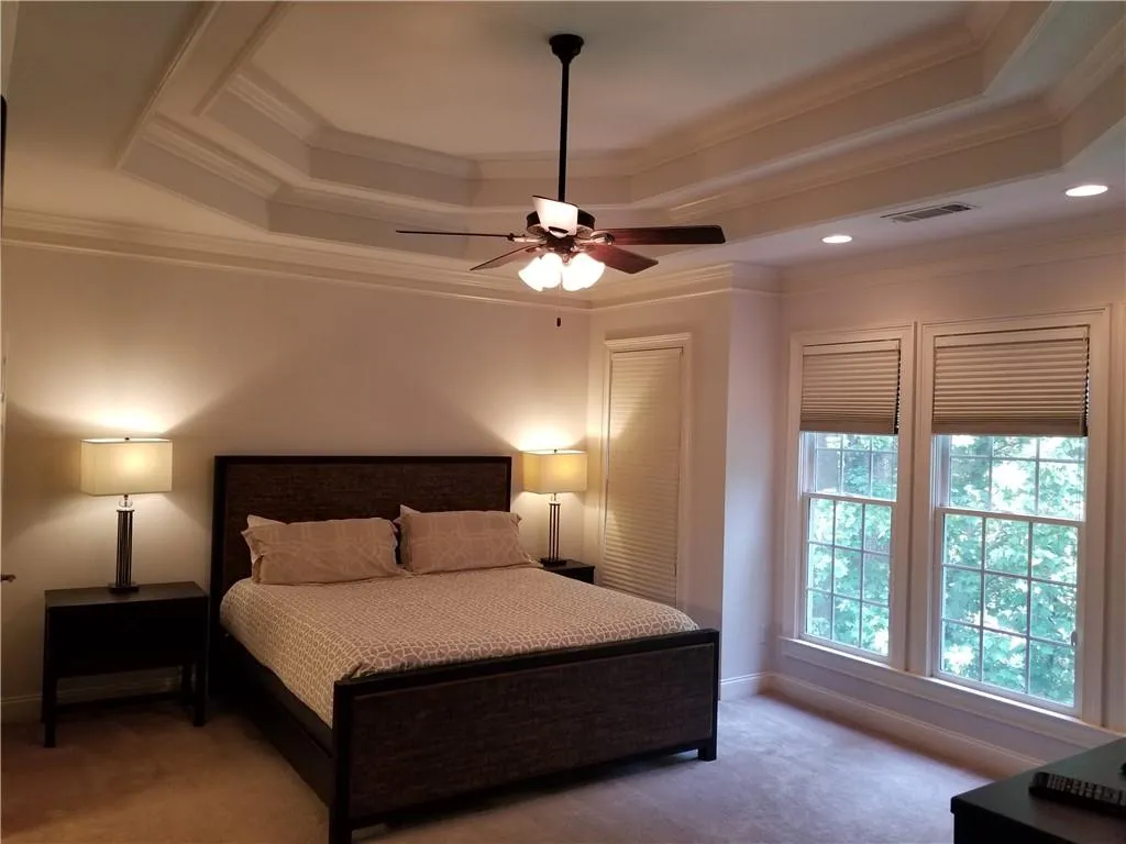 5492 Glenridge Drive Unit 548, Atlanta, Georgia 30342, 3 Bedrooms Bedrooms, ,3 BathroomsBathrooms,Residential,Sold,5492 Glenridge Drive Unit 548,6592451