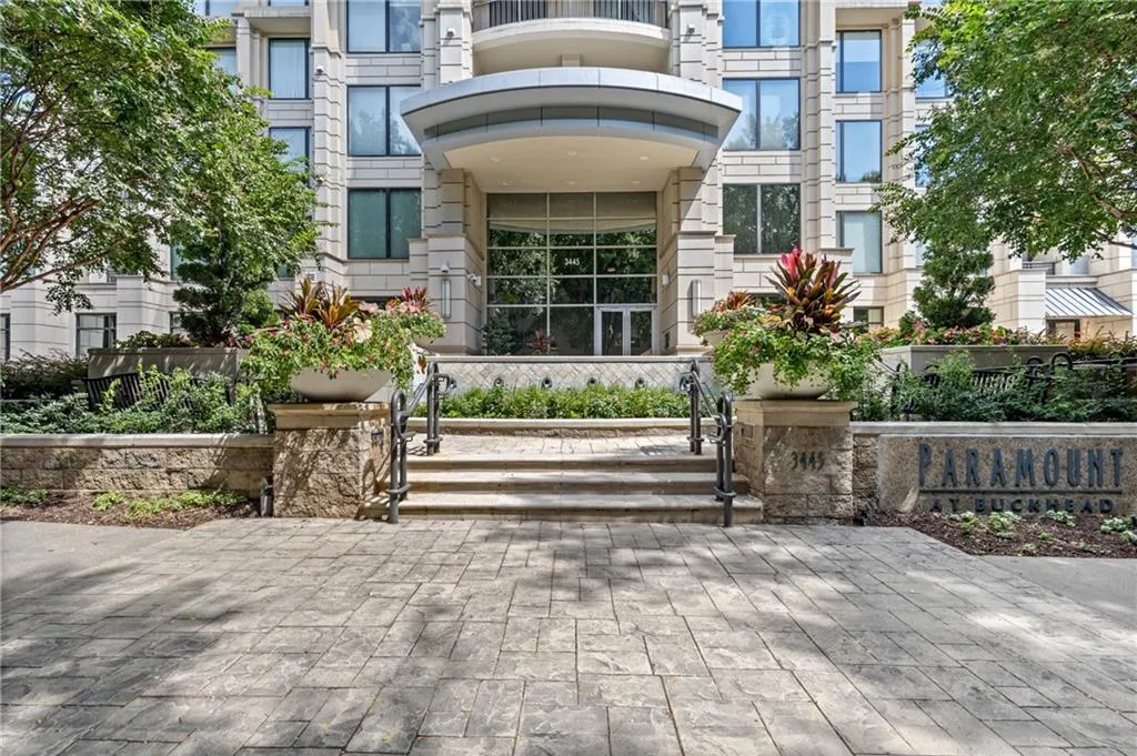 3445 Stratford Road Ne Unit 408, Atlanta, Georgia 30326, 1 Bedroom Bedrooms, ,1 BathroomBathrooms,Residential,For Sale,3445 Stratford Road Ne Unit 408,7650348