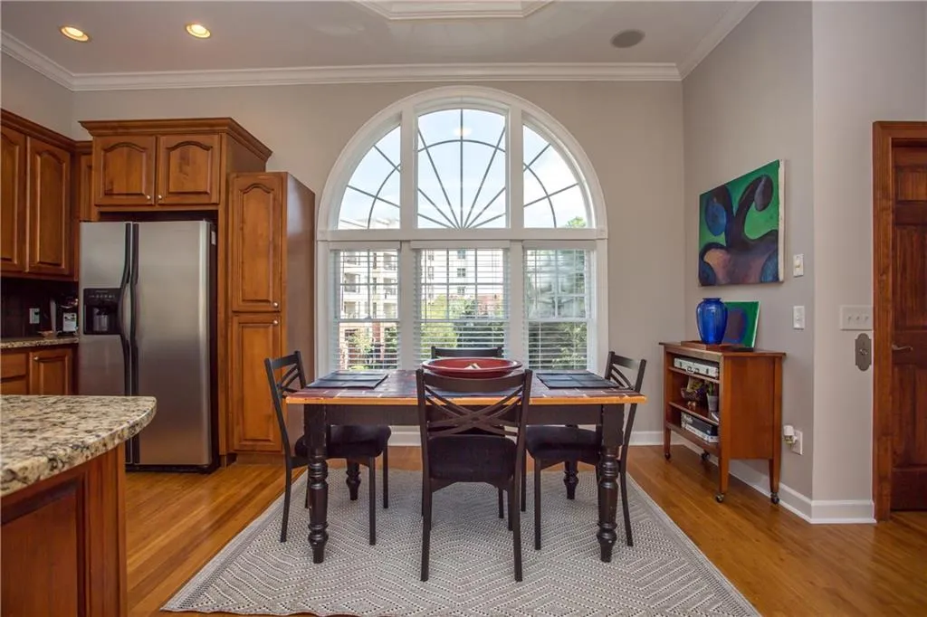 3541 Roswell Road Unit 15, Atlanta, Georgia 30305, 2 Bedrooms Bedrooms, ,2 BathroomsBathrooms,Residential,Sold,3541 Roswell Road Unit 15,5899550