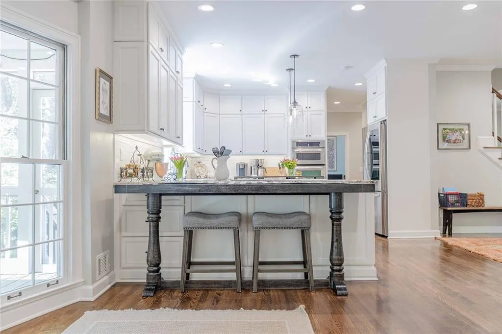 30 Cameron Glen Drive, Sandy Springs, Georgia 30328, 6 Bedrooms Bedrooms, ,5 BathroomsBathrooms,Residential,Sold,30 Cameron Glen Drive,7359987 30 Cameron Glen Drive, Sandy Springs, Georgia 30328, 6 Bedrooms Bedrooms, ,5 BathroomsBathrooms,Residential,Sold,30 Cameron Glen Drive,7359987