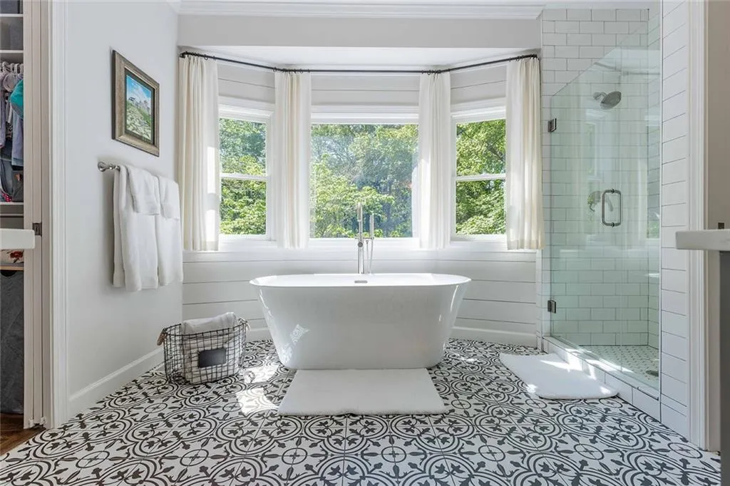 30 Cameron Glen Drive, Sandy Springs, Georgia 30328, 6 Bedrooms Bedrooms, ,5 BathroomsBathrooms,Residential,Sold,30 Cameron Glen Drive,7359987 30 Cameron Glen Drive, Sandy Springs, Georgia 30328, 6 Bedrooms Bedrooms, ,5 BathroomsBathrooms,Residential,Sold,30 Cameron Glen Drive,7359987