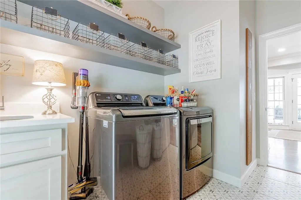 30 Cameron Glen Drive, Sandy Springs, Georgia 30328, 6 Bedrooms Bedrooms, ,5 BathroomsBathrooms,Residential,Sold,30 Cameron Glen Drive,7359987 30 Cameron Glen Drive, Sandy Springs, Georgia 30328, 6 Bedrooms Bedrooms, ,5 BathroomsBathrooms,Residential,Sold,30 Cameron Glen Drive,7359987