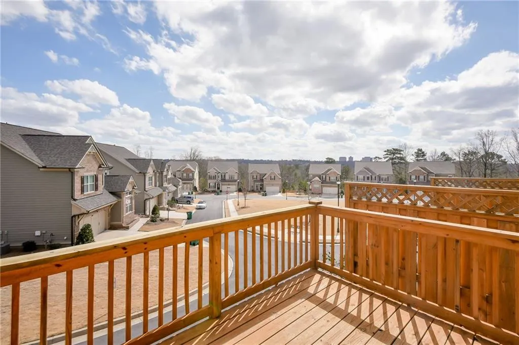 7620 Stoneridge Drive, Sandy Springs, Georgia 30328, 3 Bedrooms Bedrooms, ,3 BathroomsBathrooms,Residential,Sold,7620 Stoneridge Drive,5659376
