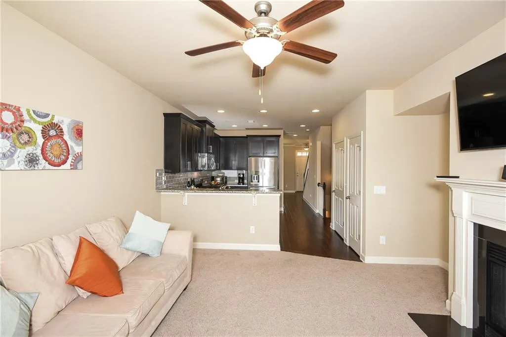 7620 Stoneridge Drive, Sandy Springs, Georgia 30328, 3 Bedrooms Bedrooms, ,3 BathroomsBathrooms,Residential,Sold,7620 Stoneridge Drive,5659376