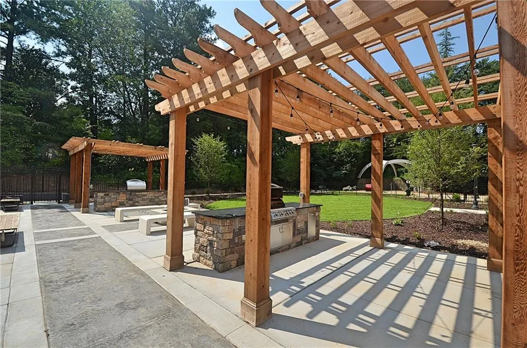 795 Hammond Drive Unit 603, Atlanta, Georgia 30328, 1 Bedroom Bedrooms, ,1 BathroomBathrooms,Residential,Sold,795 Hammond Drive Unit 603,6880819