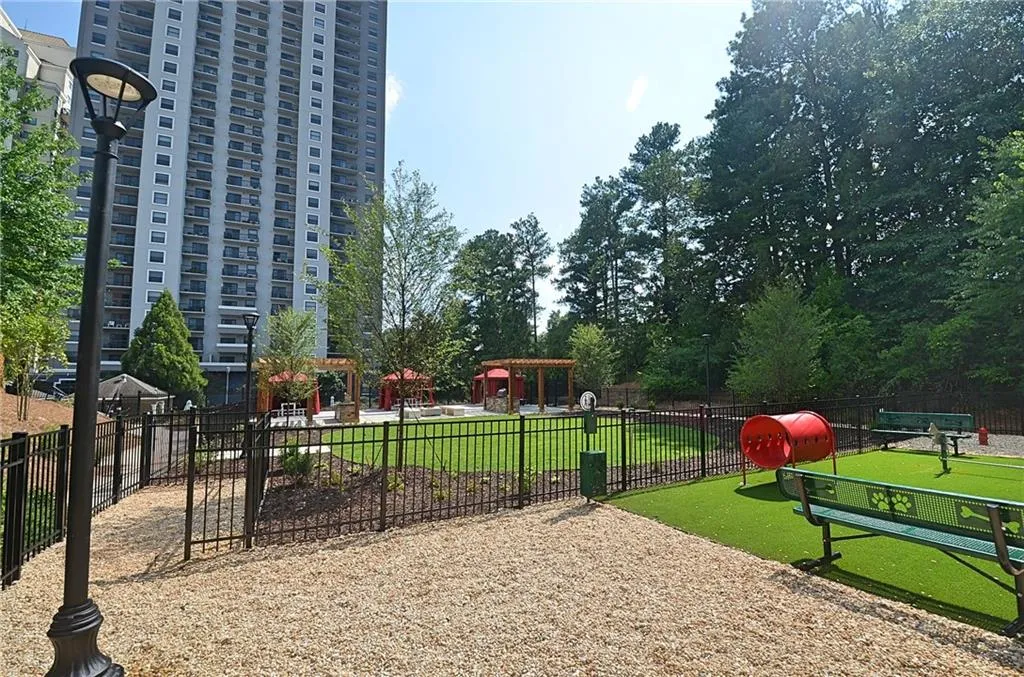 795 Hammond Drive Unit 603, Atlanta, Georgia 30328, 1 Bedroom Bedrooms, ,1 BathroomBathrooms,Residential,Sold,795 Hammond Drive Unit 603,6880819