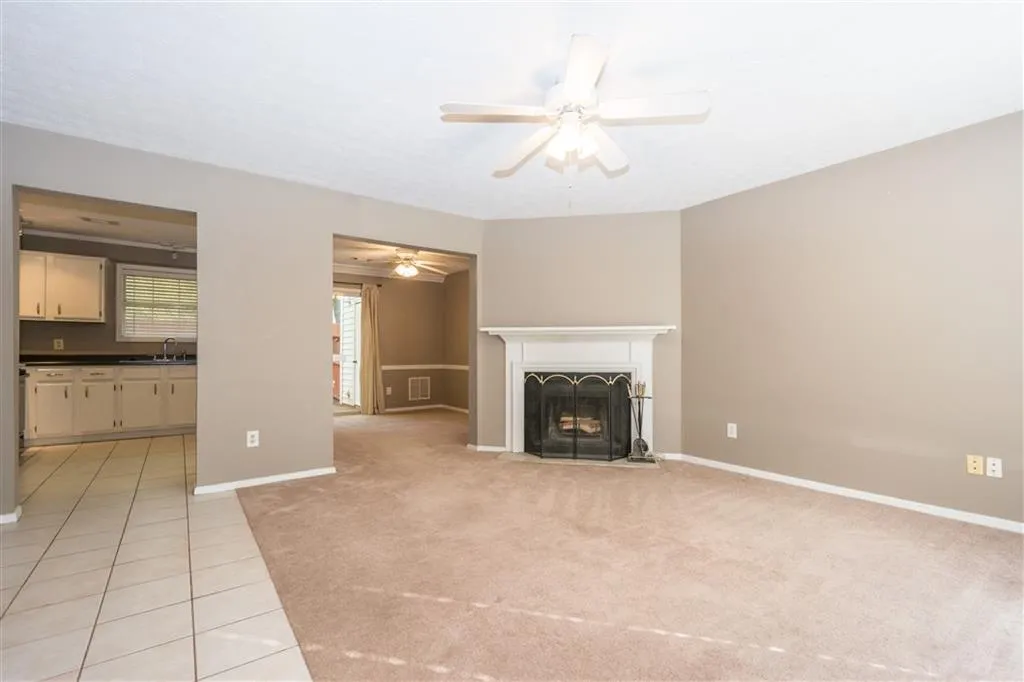 2405 Queen Anne Court, Atlanta, Georgia 30350, 2 Bedrooms Bedrooms, ,2 BathroomsBathrooms,Residential,Sold,2405 Queen Anne Court,6523846