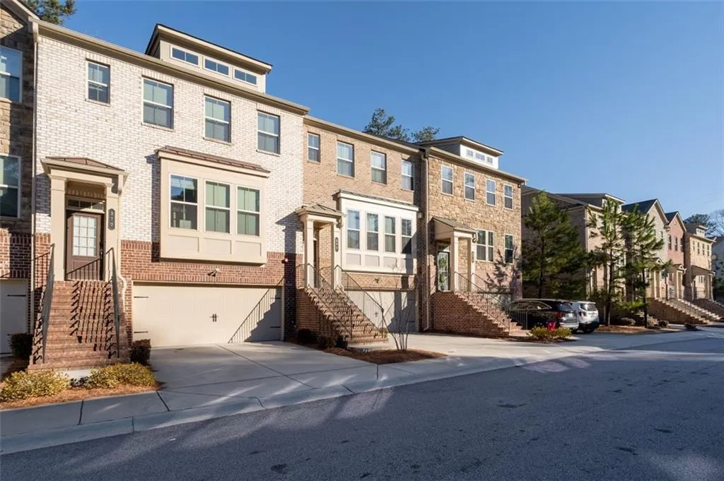 372 Provenance Drive, Sandy Springs, Georgia 30328, 3 Bedrooms Bedrooms, ,3 BathroomsBathrooms,Residential,Sold,372 Provenance Drive,7513497