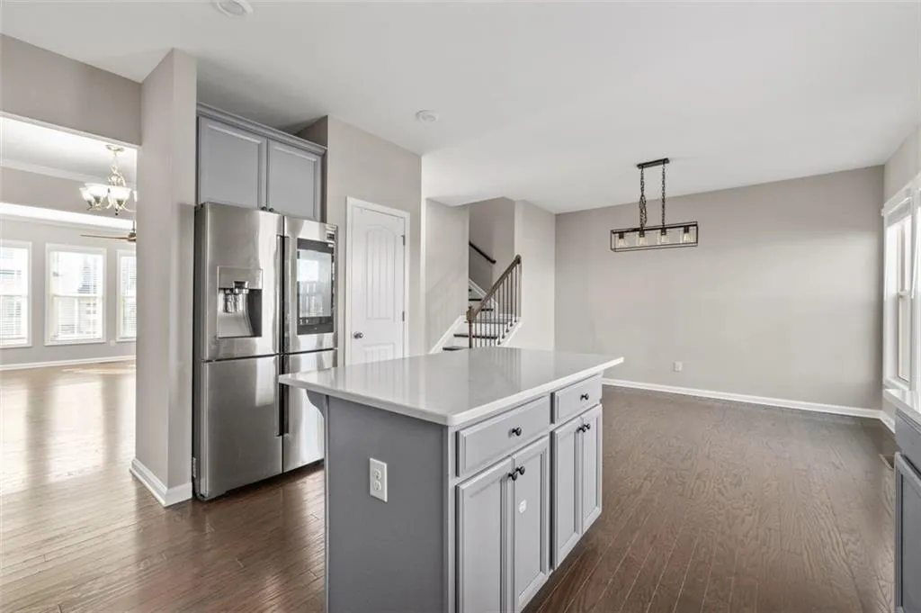 372 Provenance Drive, Sandy Springs, Georgia 30328, 3 Bedrooms Bedrooms, ,3 BathroomsBathrooms,Residential,Sold,372 Provenance Drive,7513497
