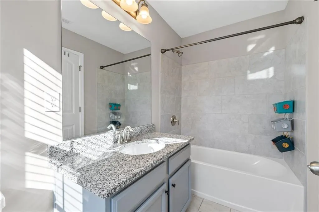 372 Provenance Drive, Sandy Springs, Georgia 30328, 3 Bedrooms Bedrooms, ,3 BathroomsBathrooms,Residential,Sold,372 Provenance Drive,7513497