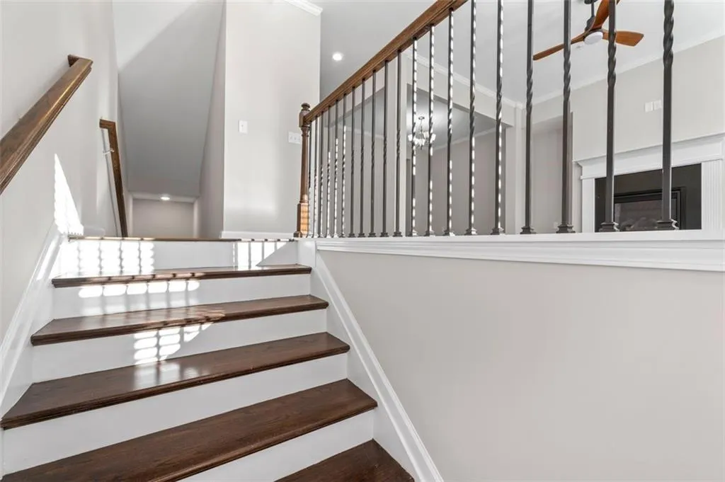 372 Provenance Drive, Sandy Springs, Georgia 30328, 3 Bedrooms Bedrooms, ,3 BathroomsBathrooms,Residential,Sold,372 Provenance Drive,7513497