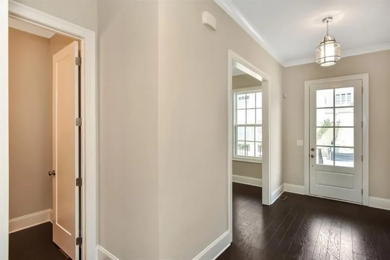 3008 Eamont Terrace, Sandy Springs, Georgia 30328, 5 Bedrooms Bedrooms, ,4 BathroomsBathrooms,Residential,Sold,3008 Eamont Terrace,6099830