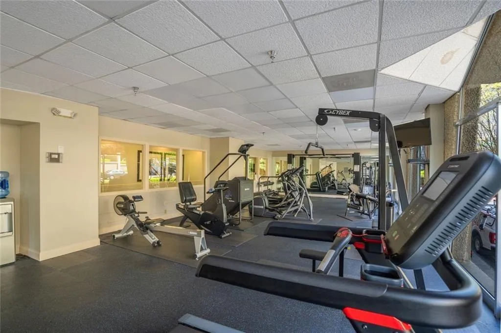 2479 Peachtree Street Ne Unit 1414, Atlanta, Georgia 30305, 2 Bedrooms Bedrooms, ,2 BathroomsBathrooms,Residential,For Sale,2479 Peachtree Street Ne Unit 1414,7675691