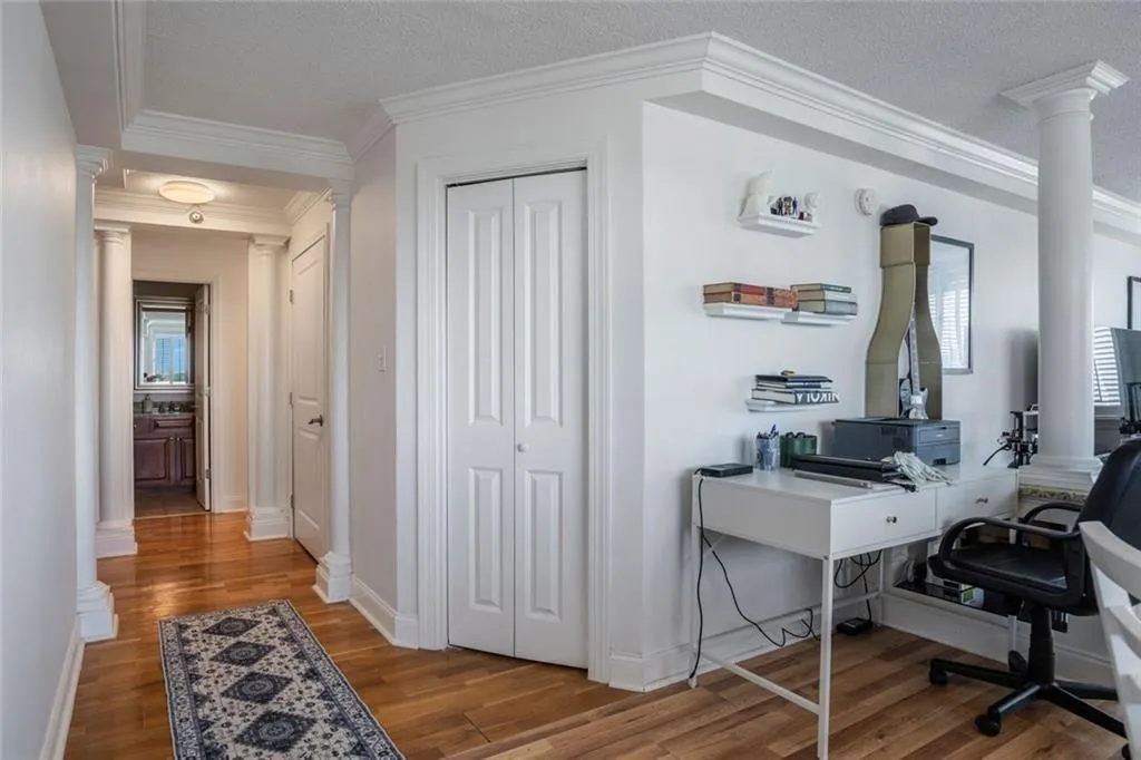 2479 Peachtree Street Ne Unit 1414, Atlanta, Georgia 30305, 2 Bedrooms Bedrooms, ,2 BathroomsBathrooms,Residential,For Sale,2479 Peachtree Street Ne Unit 1414,7675691