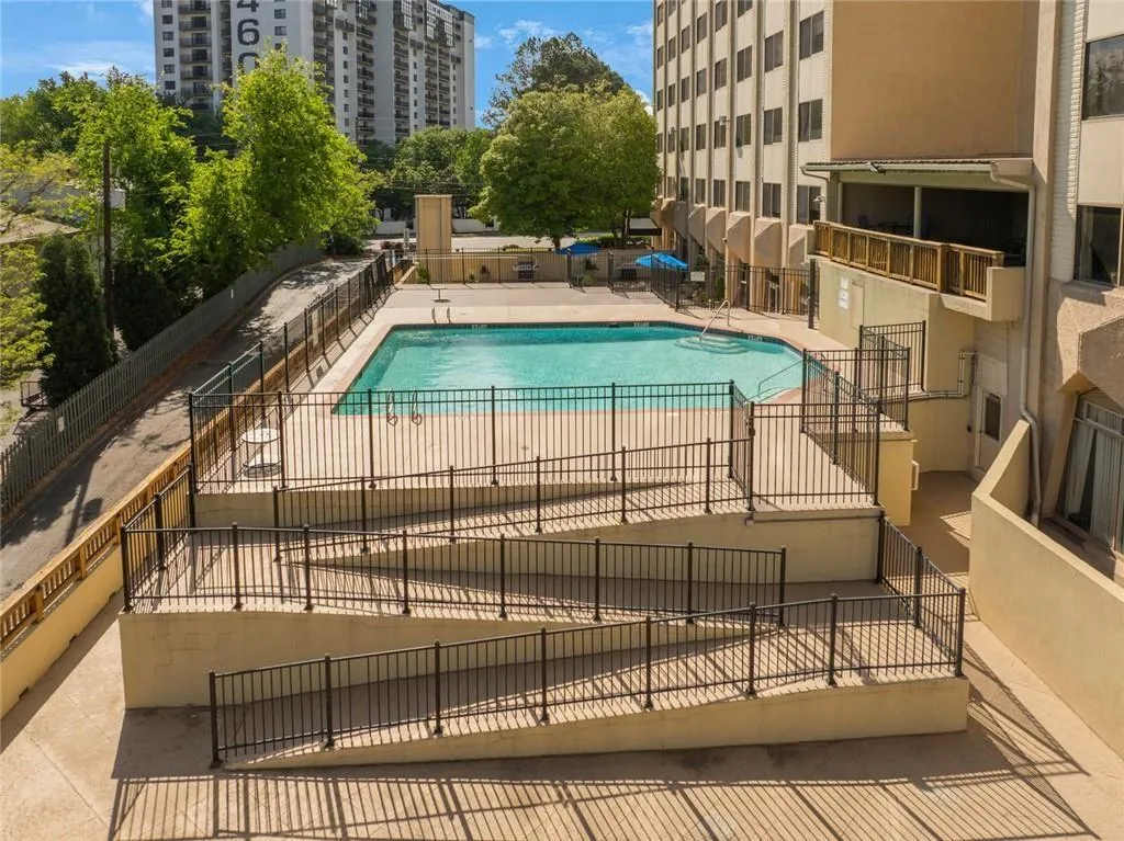 2479 Peachtree Street Ne Unit 1414, Atlanta, Georgia 30305, 2 Bedrooms Bedrooms, ,2 BathroomsBathrooms,Residential,For Sale,2479 Peachtree Street Ne Unit 1414,7675691