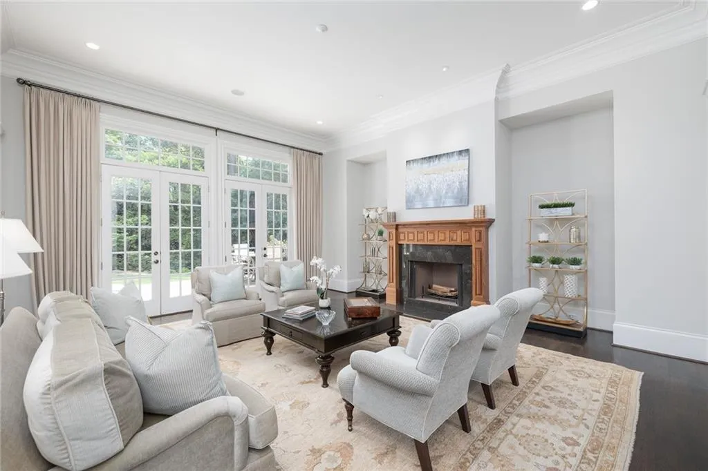 4986 Long Island Nw, Atlanta, Georgia 30327, 6 Bedrooms Bedrooms, ,6 BathroomsBathrooms,Residential,Sold,4986 Long Island Nw,7108202