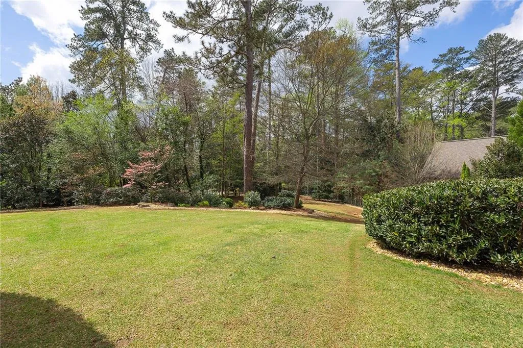 4986 Long Island Nw, Atlanta, Georgia 30327, 6 Bedrooms Bedrooms, ,6 BathroomsBathrooms,Residential,Sold,4986 Long Island Nw,7108202