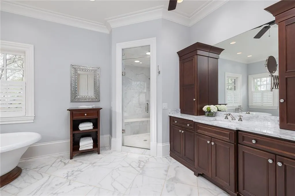 4986 Long Island Nw, Atlanta, Georgia 30327, 6 Bedrooms Bedrooms, ,6 BathroomsBathrooms,Residential,Sold,4986 Long Island Nw,7108202