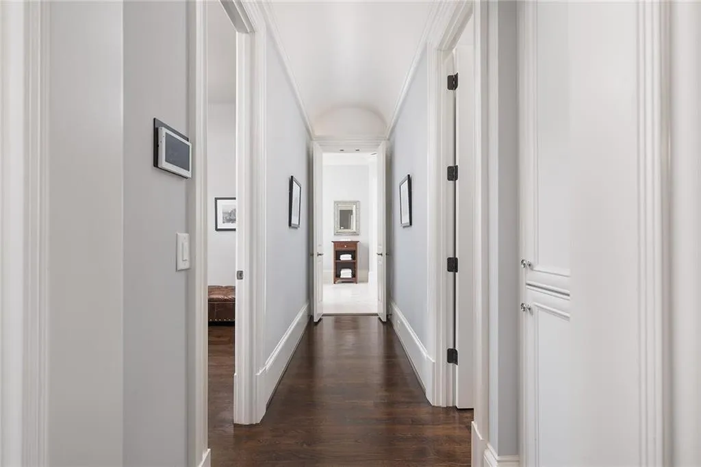 4986 Long Island Nw, Atlanta, Georgia 30327, 6 Bedrooms Bedrooms, ,6 BathroomsBathrooms,Residential,Sold,4986 Long Island Nw,7108202