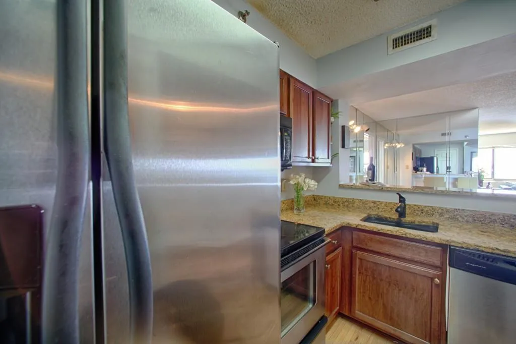 795 Hammond Drive Unit 1807, Sandy Springs, Georgia 30328, 2 Bedrooms Bedrooms, ,2 BathroomsBathrooms,Residential,Sold,795 Hammond Drive Unit 1807,5882169