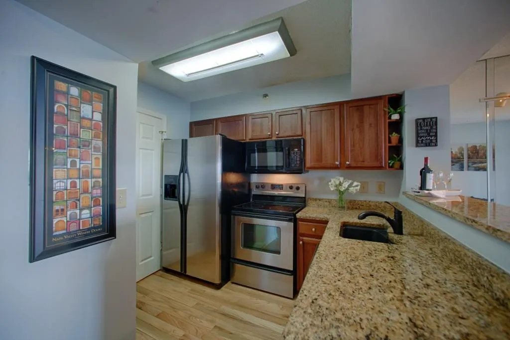 795 Hammond Drive Unit 1807, Sandy Springs, Georgia 30328, 2 Bedrooms Bedrooms, ,2 BathroomsBathrooms,Residential,Sold,795 Hammond Drive Unit 1807,5882169