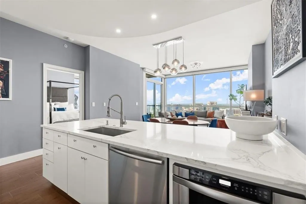 3325 Piedmont Road Ne Unit 2503, Atlanta, Georgia 30305, 2 Bedrooms Bedrooms, 0 ,1 BathroomBathrooms,Residential,For Sale,3325 Piedmont Road Ne Unit 2503,7849210