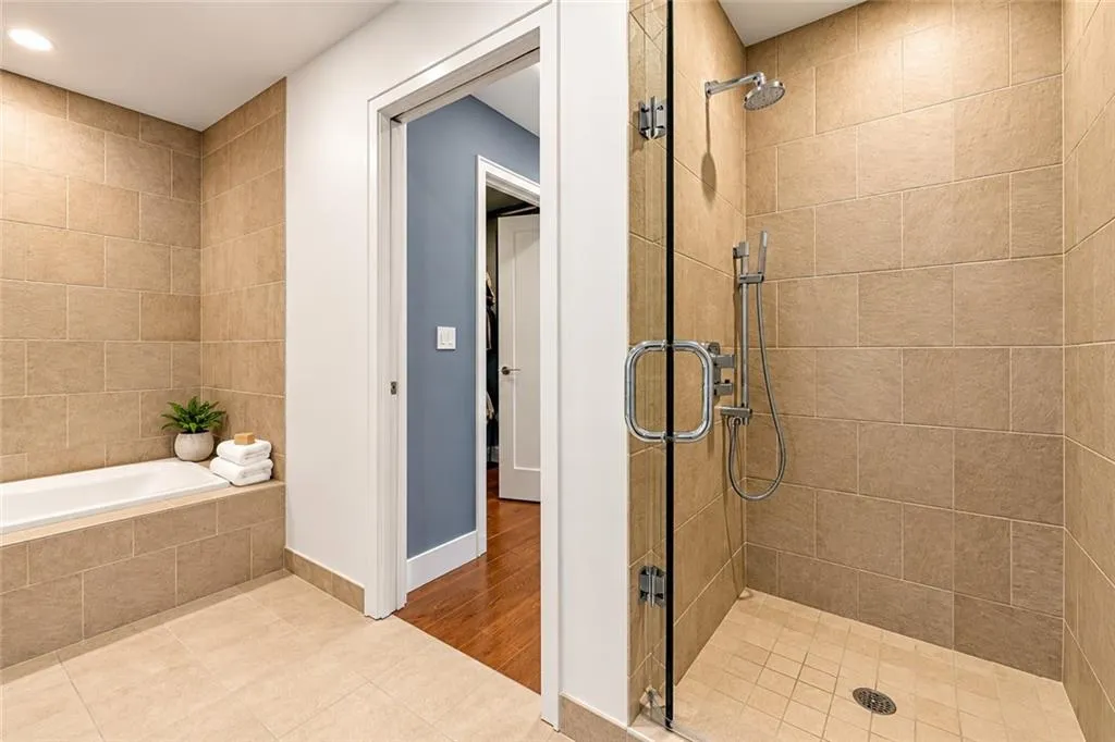3325 Piedmont Road Ne Unit 2503, Atlanta, Georgia 30305, 2 Bedrooms Bedrooms, 0 ,1 BathroomBathrooms,Residential,For Sale,3325 Piedmont Road Ne Unit 2503,7849210