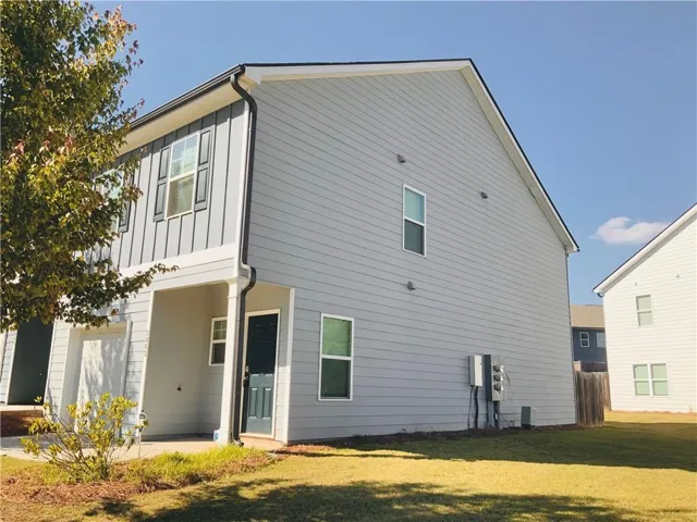 7062 Mimosa Bluff, Lithonia, Georgia 30038