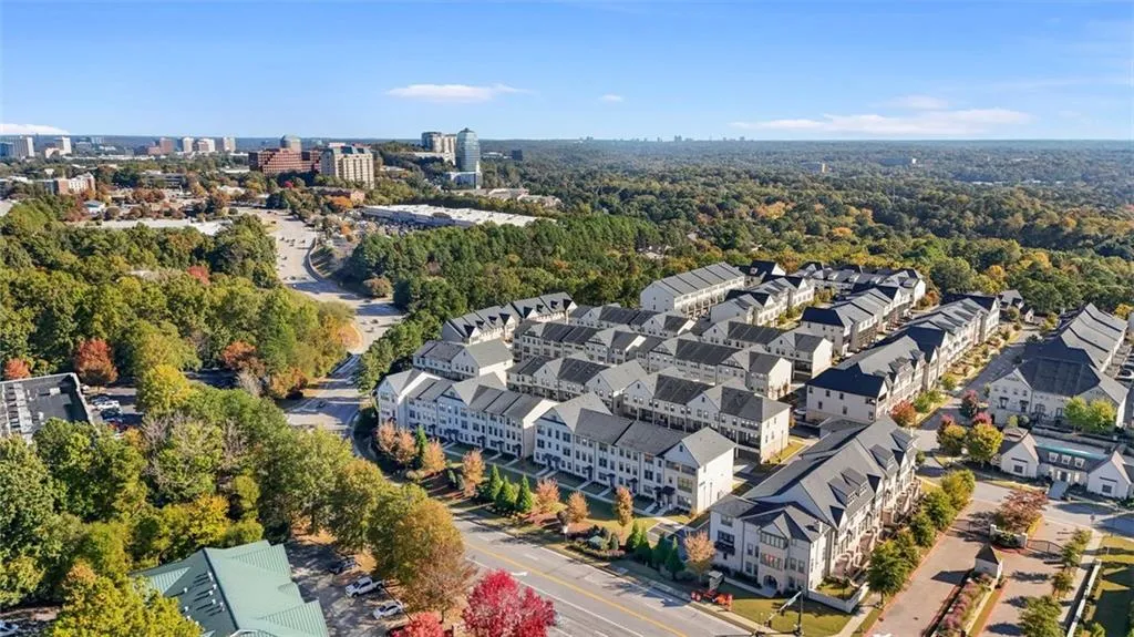 3927 Allegretto Circle, Atlanta, Georgia 30339, 3 Bedrooms Bedrooms, ,3 BathroomsBathrooms,Residential,For Sale,3927 Allegretto Circle,7676899