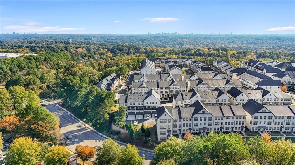 3927 Allegretto Circle, Atlanta, Georgia 30339, 3 Bedrooms Bedrooms, ,3 BathroomsBathrooms,Residential,For Sale,3927 Allegretto Circle,7676899