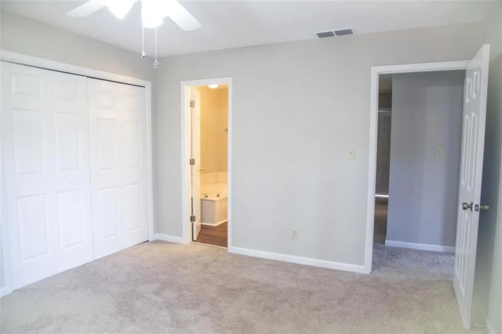 627 Corbin Lake Court, Sandy Springs, Georgia 30350, 3 Bedrooms Bedrooms, ,2 BathroomsBathrooms,Residential,Sold,627 Corbin Lake Court,6838666