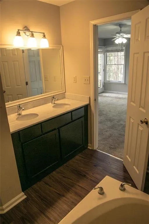 627 Corbin Lake Court, Sandy Springs, Georgia 30350, 3 Bedrooms Bedrooms, ,2 BathroomsBathrooms,Residential,Sold,627 Corbin Lake Court,6838666