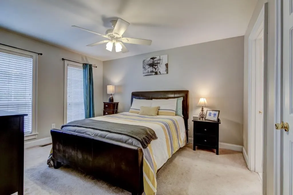 1402 Masons Creek Circle, Sandy Springs, Georgia 30350, 2 Bedrooms Bedrooms, ,2 BathroomsBathrooms,Residential,Sold,1402 Masons Creek Circle,6051415