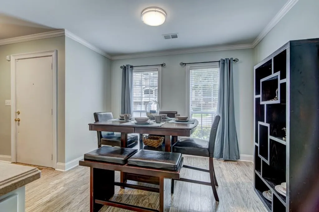 1402 Masons Creek Circle, Sandy Springs, Georgia 30350, 2 Bedrooms Bedrooms, ,2 BathroomsBathrooms,Residential,Sold,1402 Masons Creek Circle,6051415