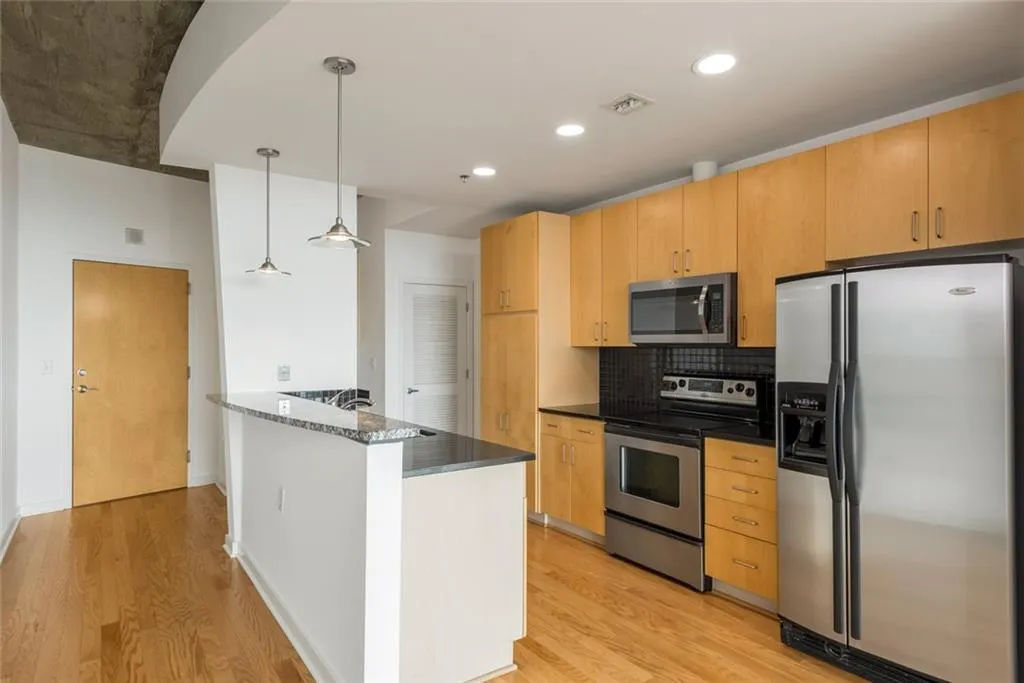 923 Peachtree Street Ne Unit 1237, Atlanta, Georgia 30309, 1 Bedroom Bedrooms, ,1 BathroomBathrooms,Residential,Sold,923 Peachtree Street Ne Unit 1237,6017232