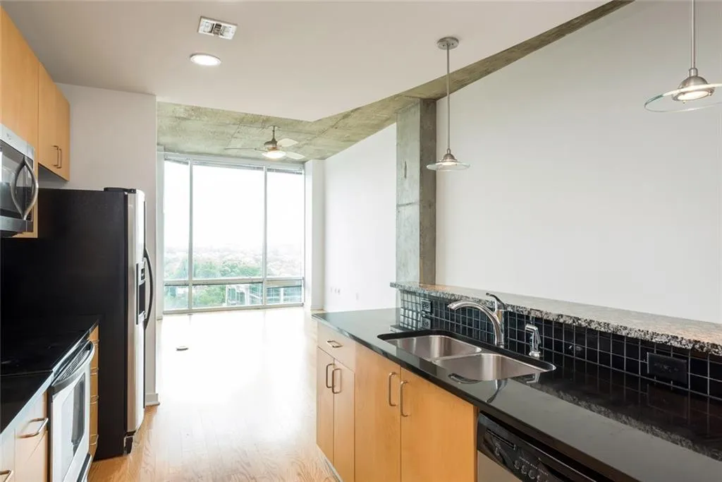 923 Peachtree Street Ne Unit 1237, Atlanta, Georgia 30309, 1 Bedroom Bedrooms, ,1 BathroomBathrooms,Residential,Sold,923 Peachtree Street Ne Unit 1237,6017232