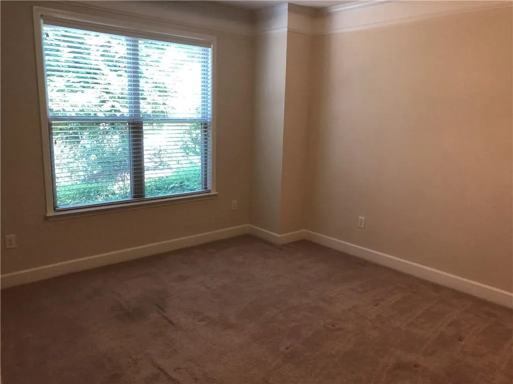 5576 High Point Road, Atlanta, Georgia 30342, 4 Bedrooms Bedrooms, ,3 BathroomsBathrooms,Residential,Sold,5576 High Point Road,6616587