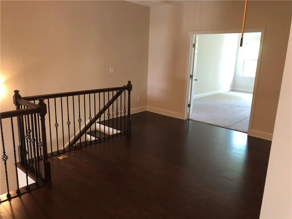 5576 High Point Road, Atlanta, Georgia 30342, 4 Bedrooms Bedrooms, ,3 BathroomsBathrooms,Residential,Sold,5576 High Point Road,6616587