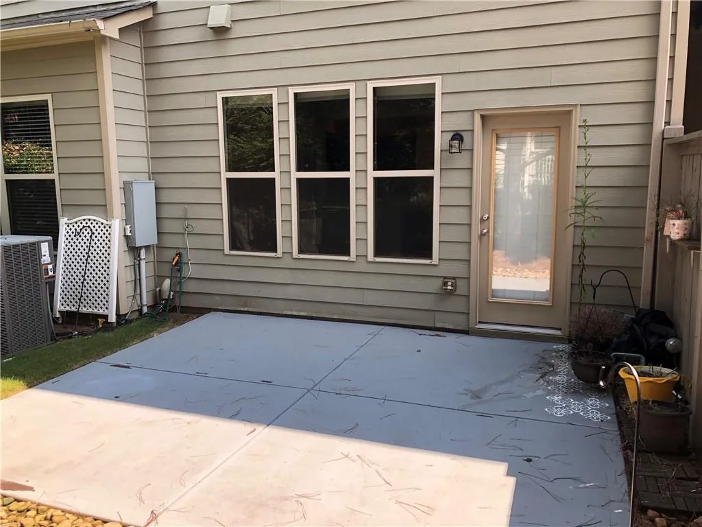 5576 High Point Road, Atlanta, Georgia 30342, 4 Bedrooms Bedrooms, ,3 BathroomsBathrooms,Residential,Sold,5576 High Point Road,6616587