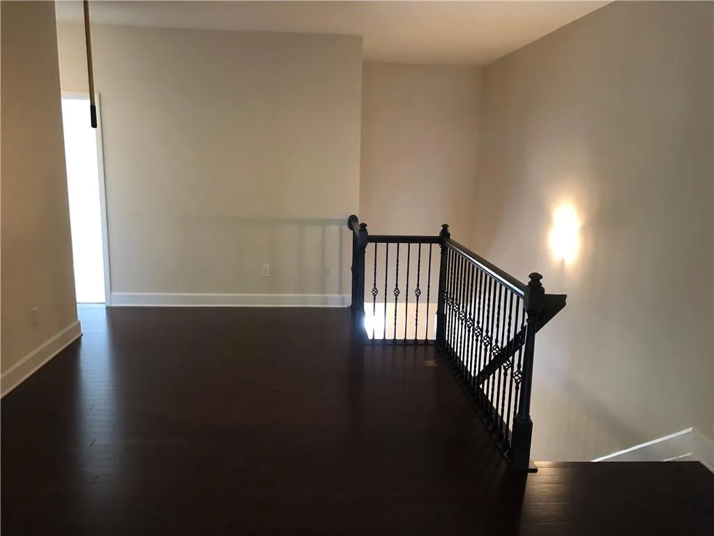 5576 High Point Road, Atlanta, Georgia 30342, 4 Bedrooms Bedrooms, ,3 BathroomsBathrooms,Residential,Sold,5576 High Point Road,6616587