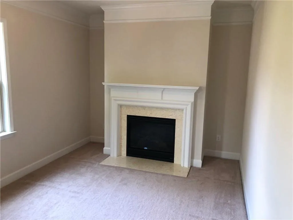 5576 High Point Road, Atlanta, Georgia 30342, 4 Bedrooms Bedrooms, ,3 BathroomsBathrooms,Residential,Sold,5576 High Point Road,6616587