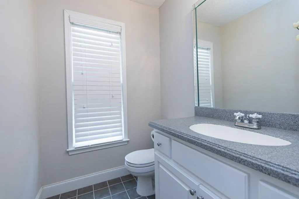 232 Peachtree Hollow Court, Atlanta, Georgia 30328, 2 Bedrooms Bedrooms, ,2 BathroomsBathrooms,Residential,Sold,232 Peachtree Hollow Court,6910326
