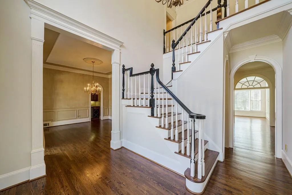 1650 Lazy River Lane, Sandy Springs, Georgia 30350, 5 Bedrooms Bedrooms, ,5 BathroomsBathrooms,Residential,Sold,1650 Lazy River Lane,7002785