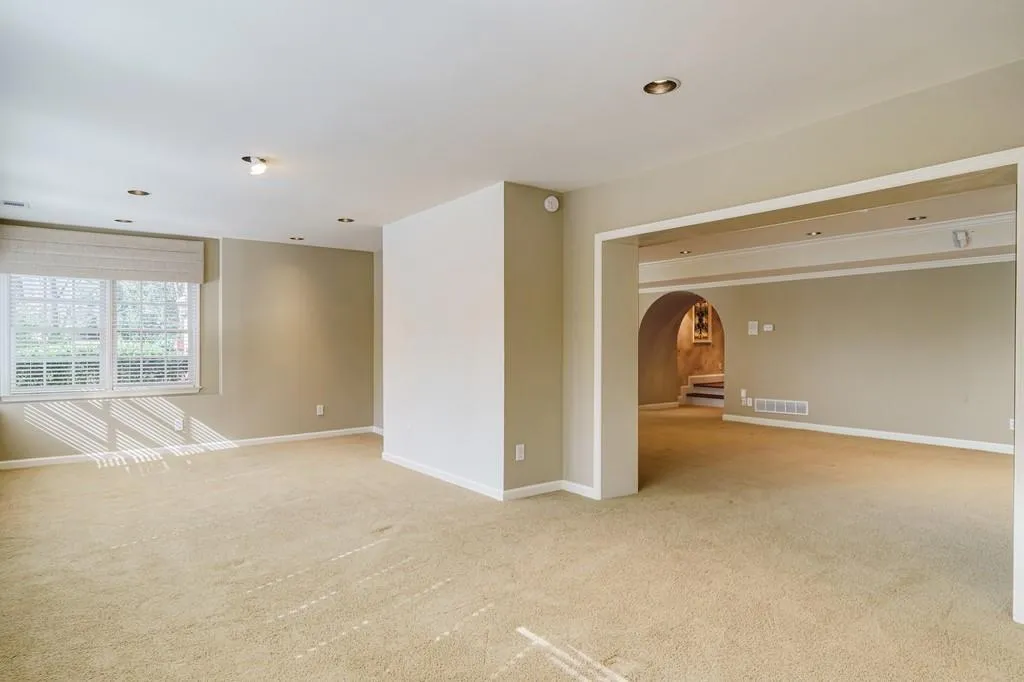 1650 Lazy River Lane, Sandy Springs, Georgia 30350, 5 Bedrooms Bedrooms, ,5 BathroomsBathrooms,Residential,Sold,1650 Lazy River Lane,7002785