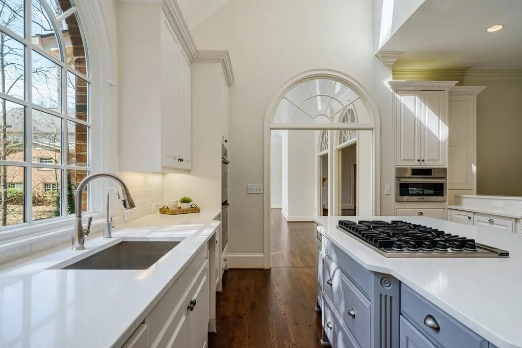 1650 Lazy River Lane, Sandy Springs, Georgia 30350, 5 Bedrooms Bedrooms, ,5 BathroomsBathrooms,Residential,Sold,1650 Lazy River Lane,7002785